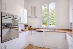 Photo 23- click for photo gallery